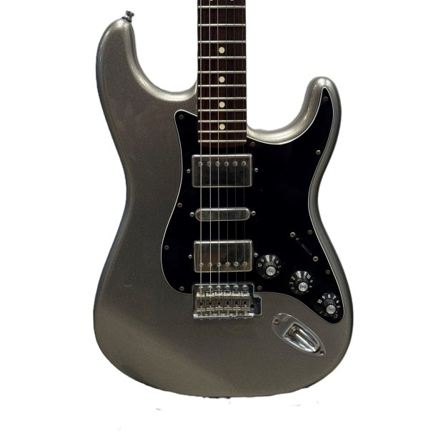(BRUGT) Fender Blacktop Stratocaster HSH Titanium Silver